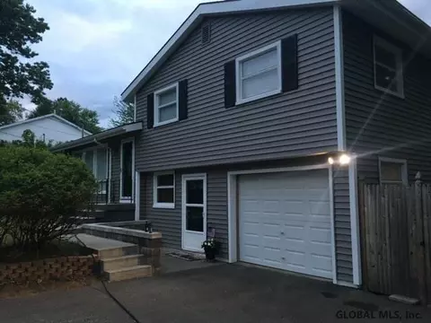 267 Vly Rd, Schenectady, NY 12309 photo 2