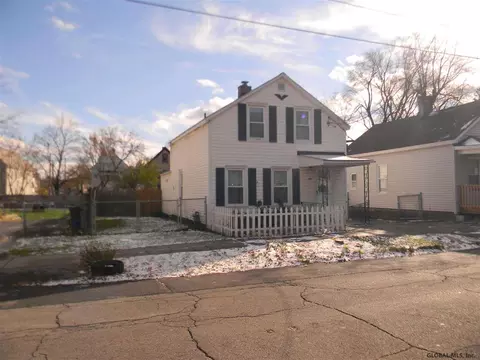 503 Schenectady St, Schenectady, NY 12307 photo 1