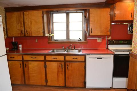 3442 Ridge Rd, Schenectady, NY 12302 photo 3