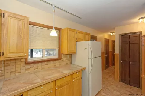 1175 Gordon Rd, Schenectady, NY 12306 photo 6