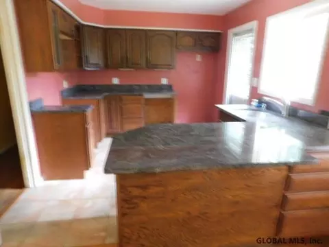 203 Winne Rd, Delmar, NY 12054 photo 9