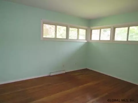 203 Winne Rd, Delmar, NY 12054 photo 27