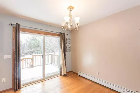 6130 Johnston Rd, Slingerlands, NY 12159 photo 8