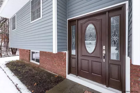 6130 Johnston Rd, Slingerlands, NY 12159 photo 4