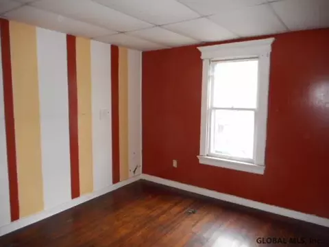 915 Brandywine Ave, Schenectady, NY 12308 photo 3