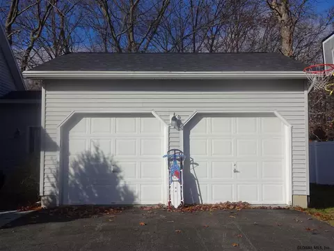 115 Trinity Pl, Selkirk, NY 12158 photo 28