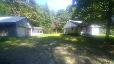 147 Kilmer Rd, Argyle, NY 12809 photo 2