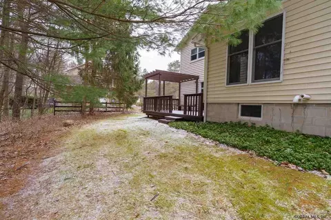 183 Benjamin St, Schenectady, NY 12303 photo 32