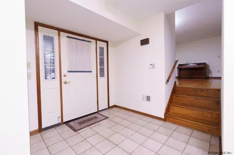183 Benjamin St, Schenectady, NY 12303 photo 13