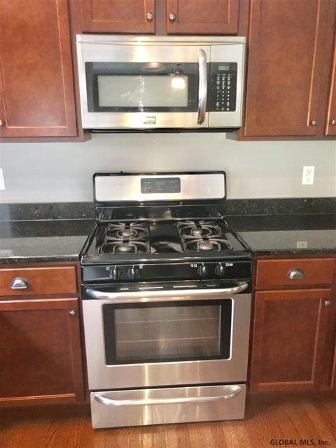 29 Ridgewood Dr, Mechanicville, NY 12118 photo 20
