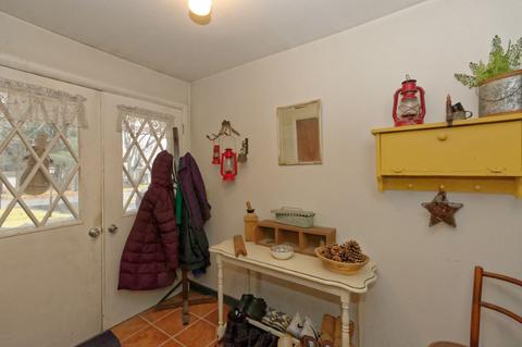 28 Lorelei La, Schenectady, NY 12302 photo 5