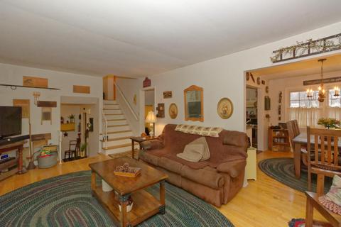 28 Lorelei La, Schenectady, NY 12302 photo 9