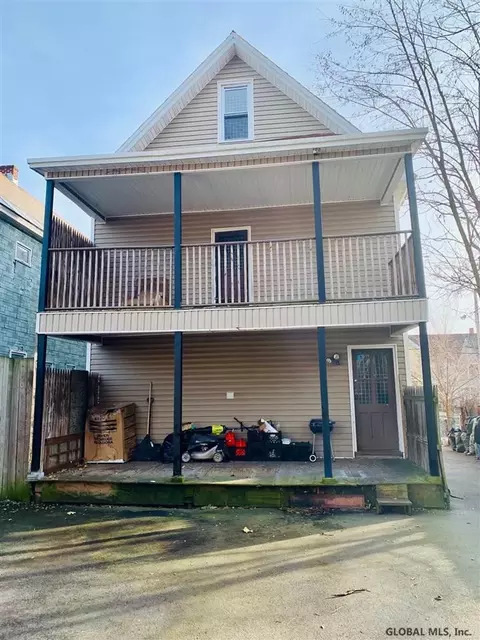25 Chestnut St, Schenectady, NY 12307 photo 15