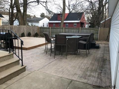214 Lee Ave, Schenectady, NY 12304 photo 10
