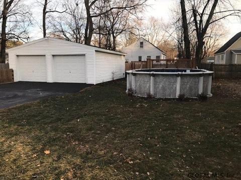 214 Lee Ave, Schenectady, NY 12304 photo 4