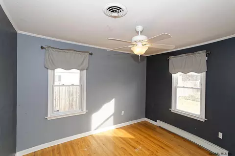 40 Kendale Ave, Schenectady, NY 12304 photo 14