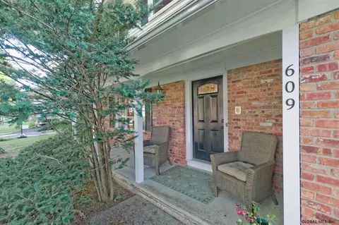 609 Maywood Ave, Schenectady, NY 12303 photo 5