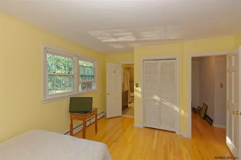 609 Maywood Ave, Schenectady, NY 12303 photo 24