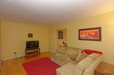 609 Maywood Ave, Schenectady, NY 12303 photo 6