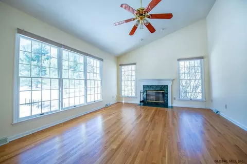 406 Pinkster Ln, Slingerlands, NY 12159 photo 20