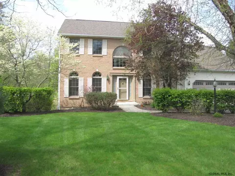 406 Pinkster Ln, Slingerlands, NY 12159 photo 2
