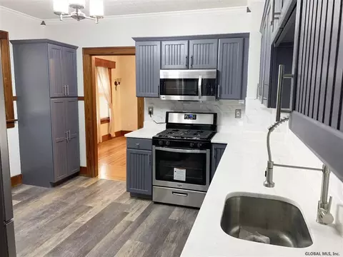 2029 William St, Schenectady, NY 12306 photo 11