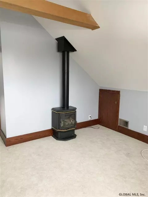 2029 William St, Schenectady, NY 12306 photo 21