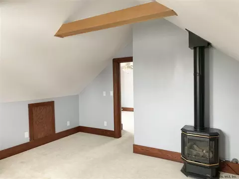 2029 William St, Schenectady, NY 12306 photo 6