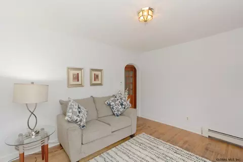 2706 Augustine Ave, Schenectady, NY 12306 photo 6