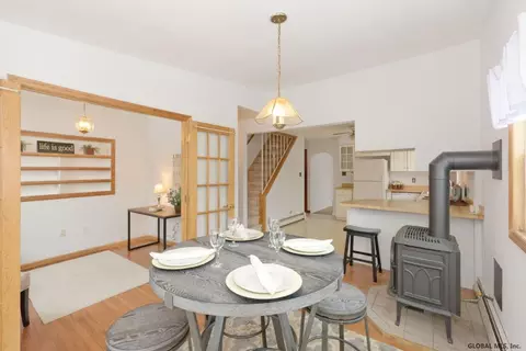 2706 Augustine Ave, Schenectady, NY 12306 photo 12