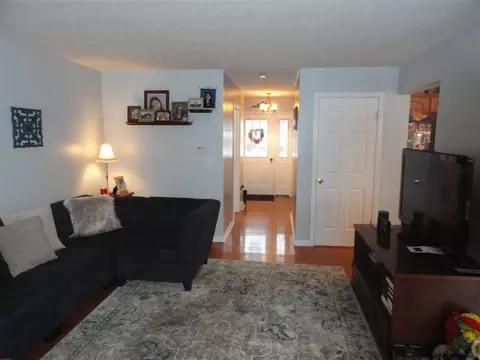1135 Trinity Ave, Schenectady, NY 12306 photo 14
