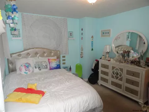 1135 Trinity Ave, Schenectady, NY 12306 photo 22