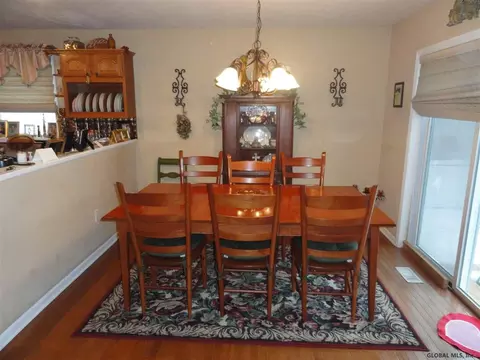 1135 Trinity Ave, Schenectady, NY 12306 photo 8