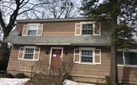 3 Rosa Rd, Schenectady, NY 12308 photo 1