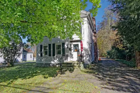 133 E Main St, Cambridge, NY 12816 photo 1