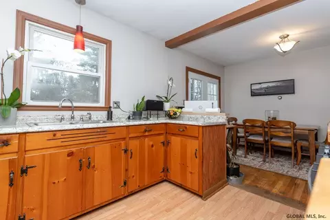 17 Charles Blvd, Delmar, NY 12054 photo 12