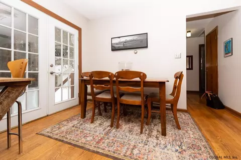 17 Charles Blvd, Delmar, NY 12054 photo 5