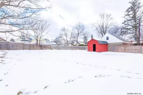 1422 Mcclellan St, Schenectady, NY 12309 photo 14