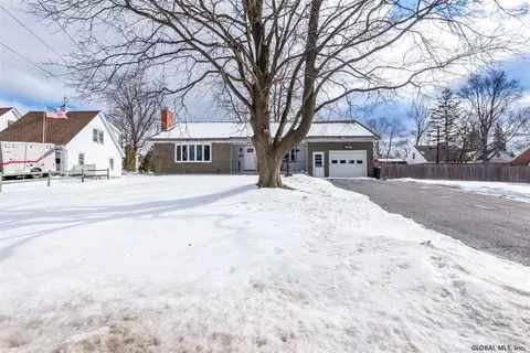 1422 Mcclellan St, Schenectady, NY 12309 photo 2
