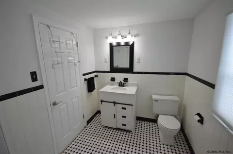 1214 Sumner Ave, Schenectady, NY 12309 photo 16