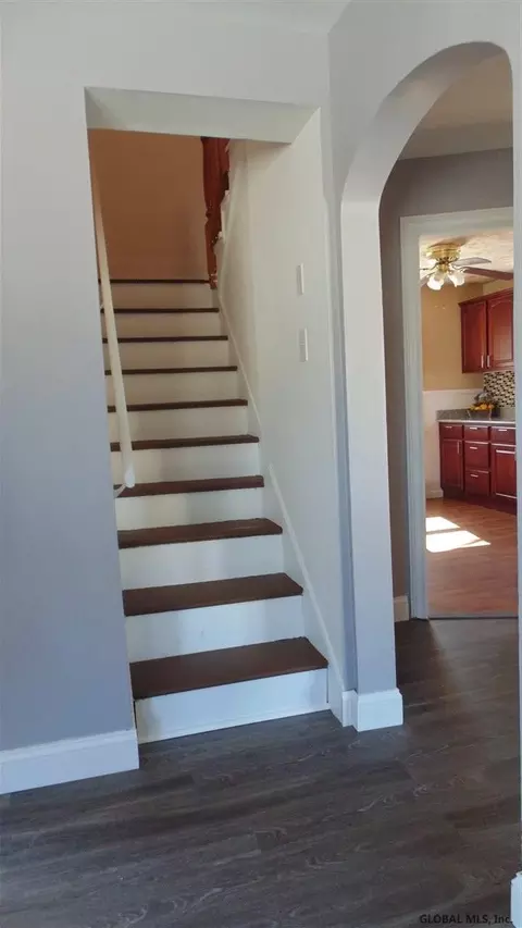 1301 Scott St, Schenectady, NY 12306 photo 13
