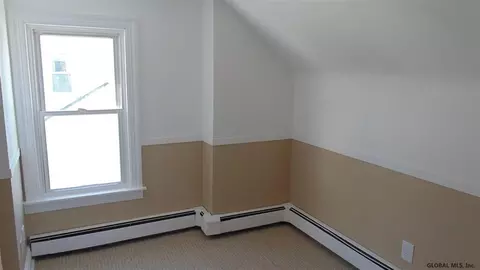 1301 Scott St, Schenectady, NY 12306 photo 21