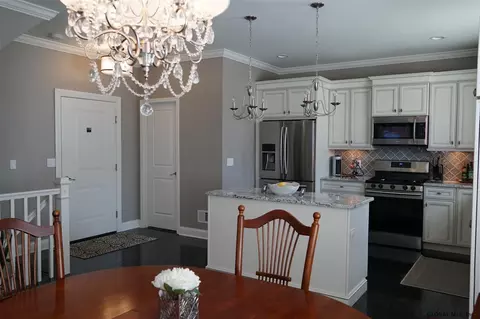 46 Monroe Ave, Albany, NY 12203 photo 23