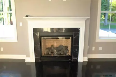 46 Monroe Ave, Albany, NY 12203 photo 7