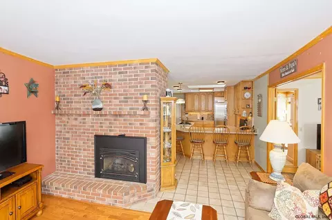 48 Rexleigh Rd, Cambridge, NY 12816 photo 8