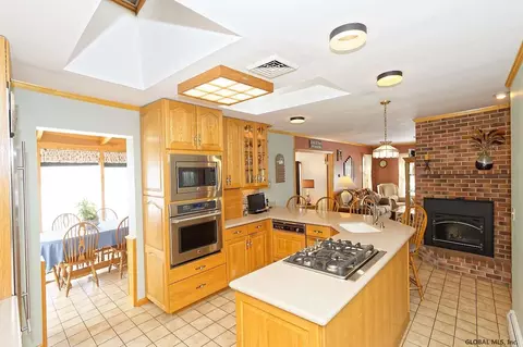 48 Rexleigh Rd, Cambridge, NY 12816 photo 9