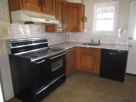 1074 Teviot Rd, Schenectady, NY 12308 photo 17