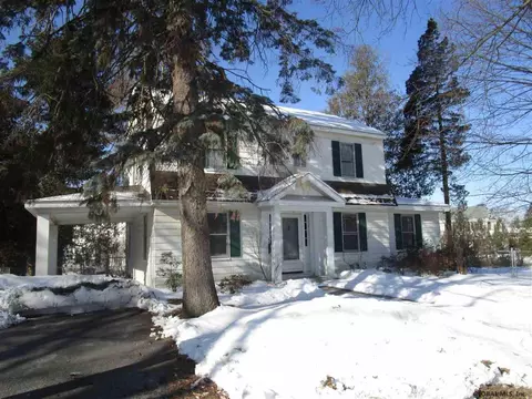 1074 Teviot Rd, Schenectady, NY 12308 photo 4