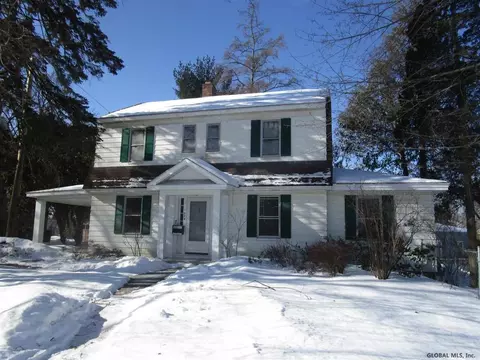 1074 Teviot Rd, Schenectady, NY 12308 photo 1