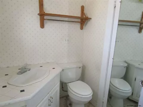 1074 Teviot Rd, Schenectady, NY 12308 photo 32